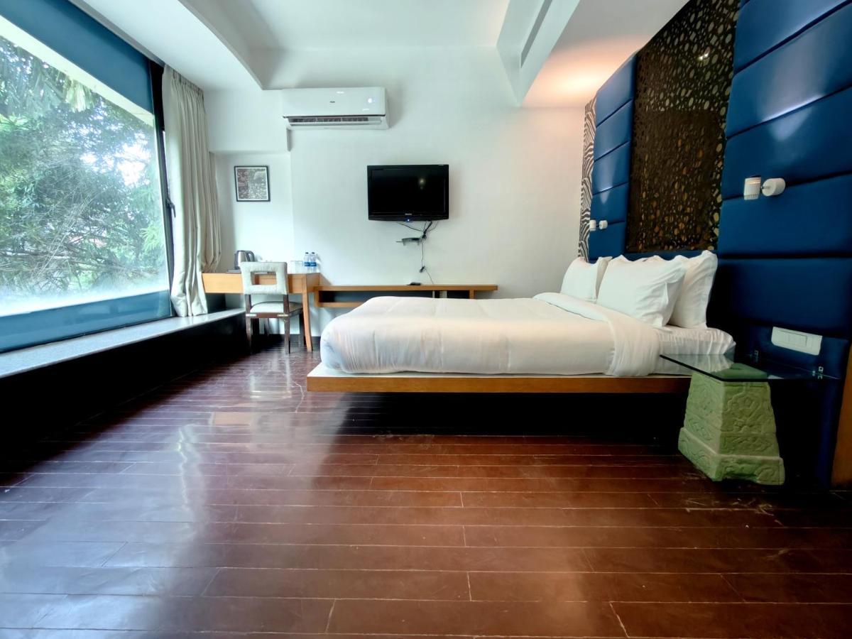 The Sky Imperial Hotel Yahvi 바도다라 외부 사진