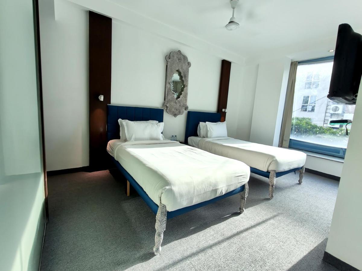 The Sky Imperial Hotel Yahvi 바도다라 외부 사진
