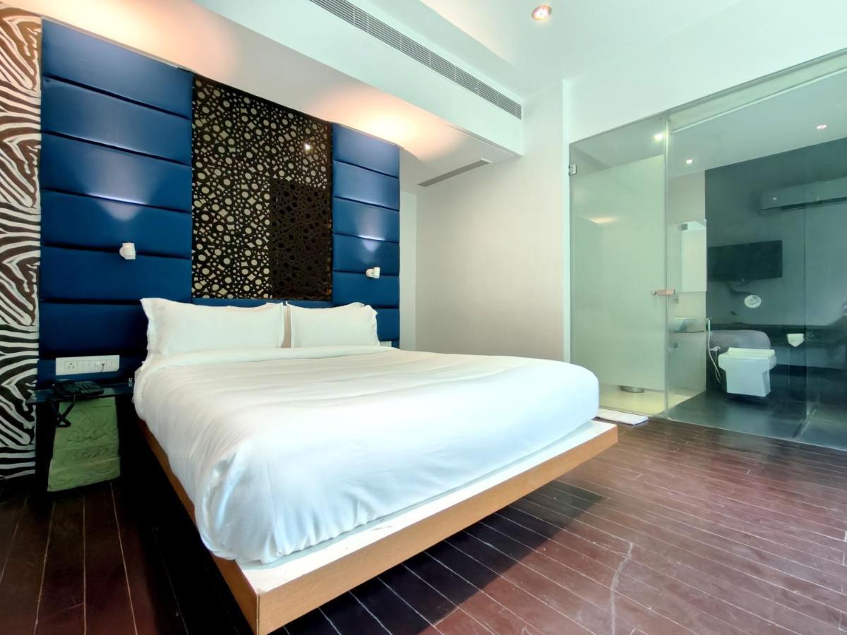 The Sky Imperial Hotel Yahvi 바도다라 외부 사진