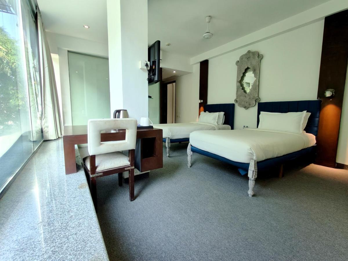 The Sky Imperial Hotel Yahvi 바도다라 외부 사진